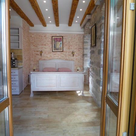 Apartaments Charlie Chaplin Kotor Exterior photo